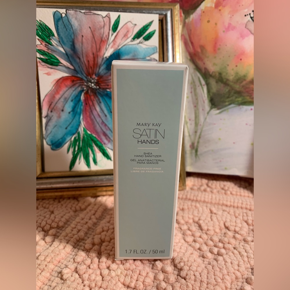 Mary Kay Fragrance-Free Satin Hands® Shea Hand Sanitizer - Picture 2 of 5